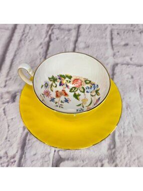 Vintage Rare Aynsley Cottage Garden Bone China Large Teacup and Saucer Set RARE